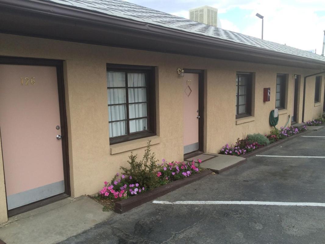 Cody Motel ร็อกสปริงส์ ภายนอก รูปภาพ